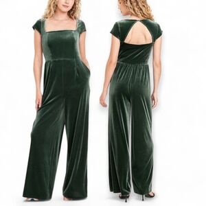 Old Navy Jewel Green Velvet Wide Leg Jumpsuit NWT Sz. XL Square Neck St. Patrick